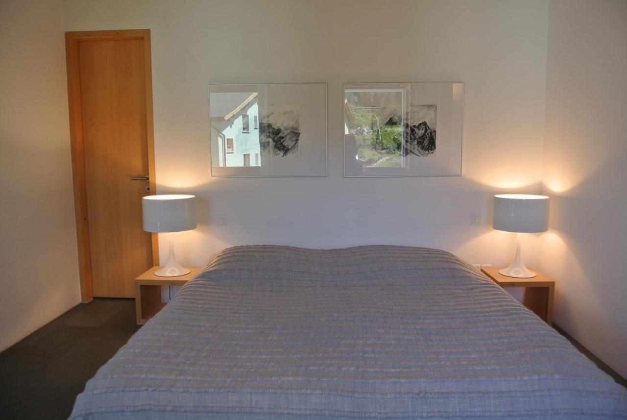 Chesa La Montanella - Ferienwohnung, Maloja Εξωτερικό φωτογραφία