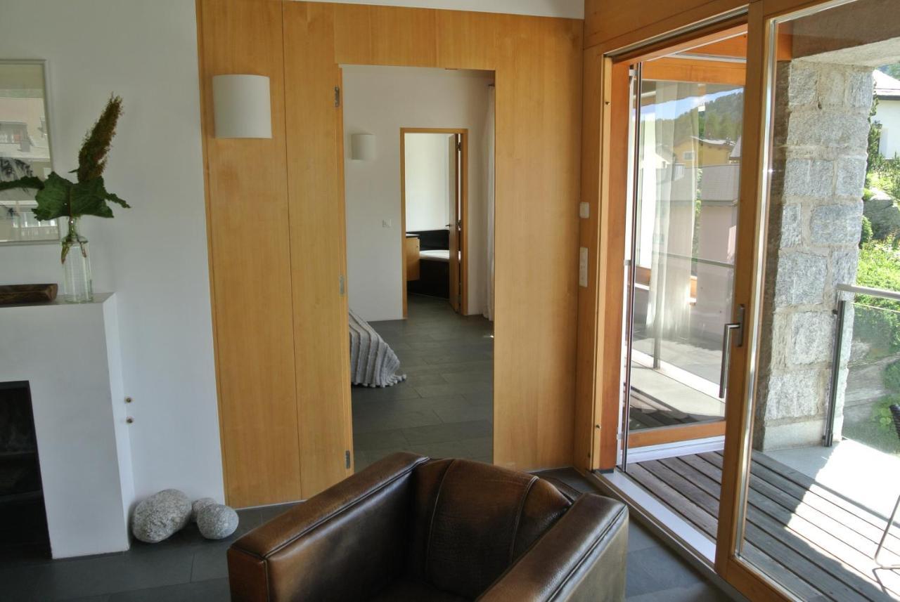 Chesa La Montanella - Ferienwohnung, Maloja Εξωτερικό φωτογραφία